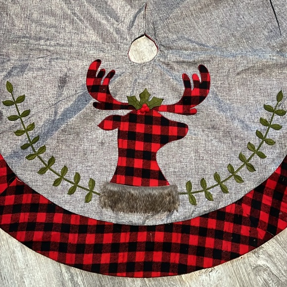 Plaid Deer Tree Shirt - Picture 2 of 3